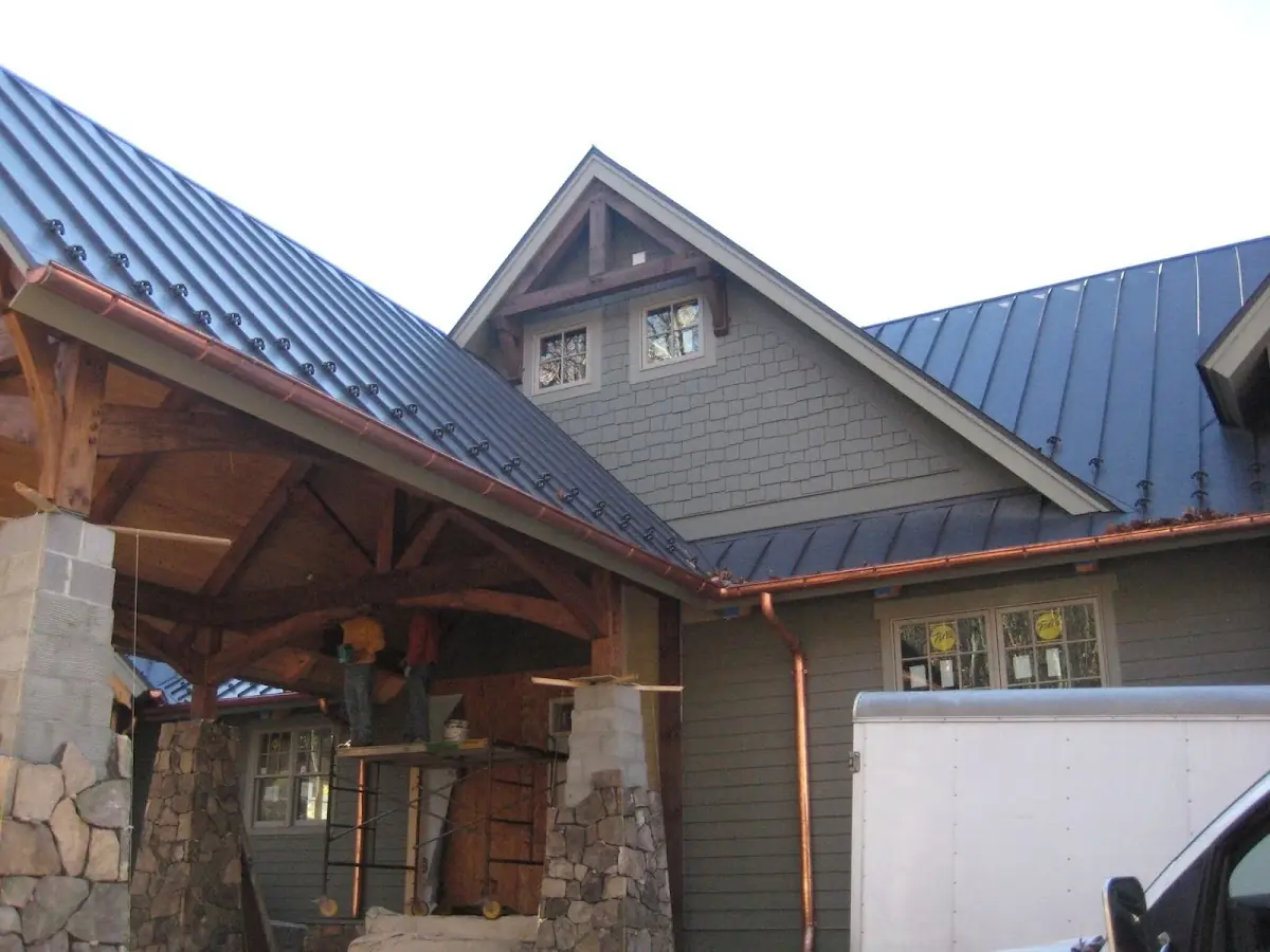 Craftsman Roofing team delivering quality roofing work in Montalvo